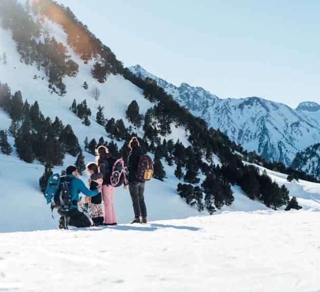 piétons à Saint-Lary